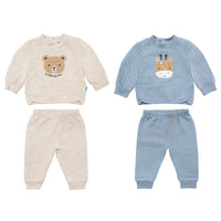 Sudadera con Capucha + Pantalón Largo
